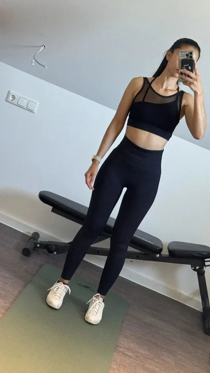 Nittaya B., photo of CelluMove leggings